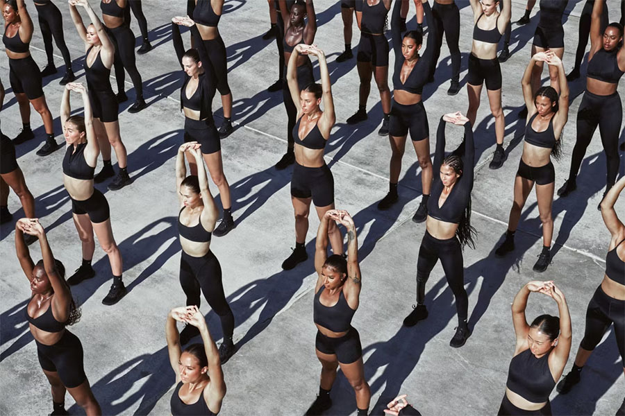 NikeSkims най-накрая дебютира, залагайки на „смела еволюция“ в спортната мода 5 8 NikeSkims най-накрая дебютира, залагайки на „смела еволюция“ в спортната мода 5